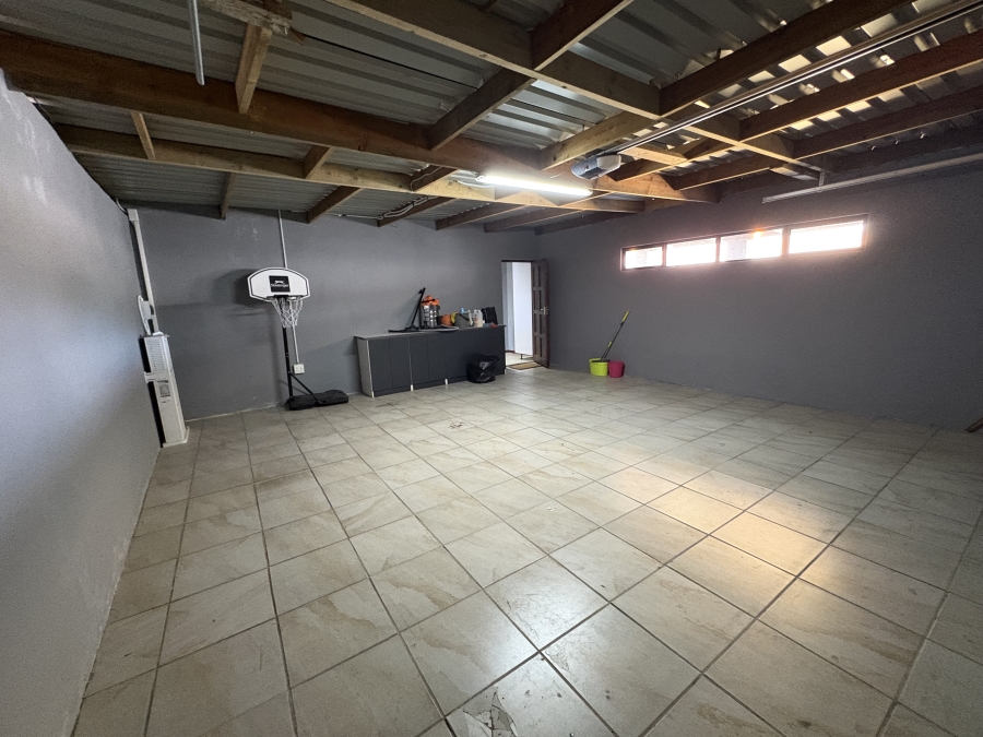 4 Bedroom Property for Sale in Darling Western Cape